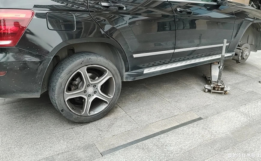 贵阳汽车流动补胎换胎