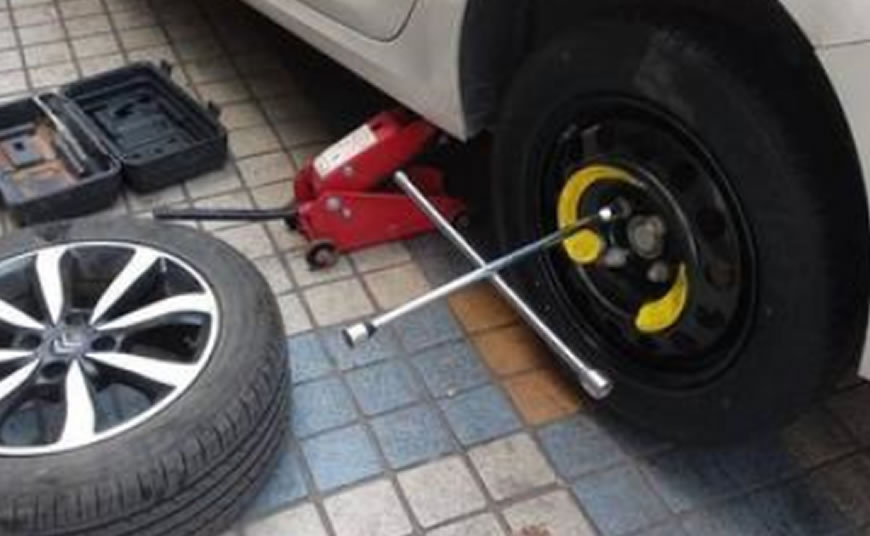 贵阳汽车流动补胎换胎